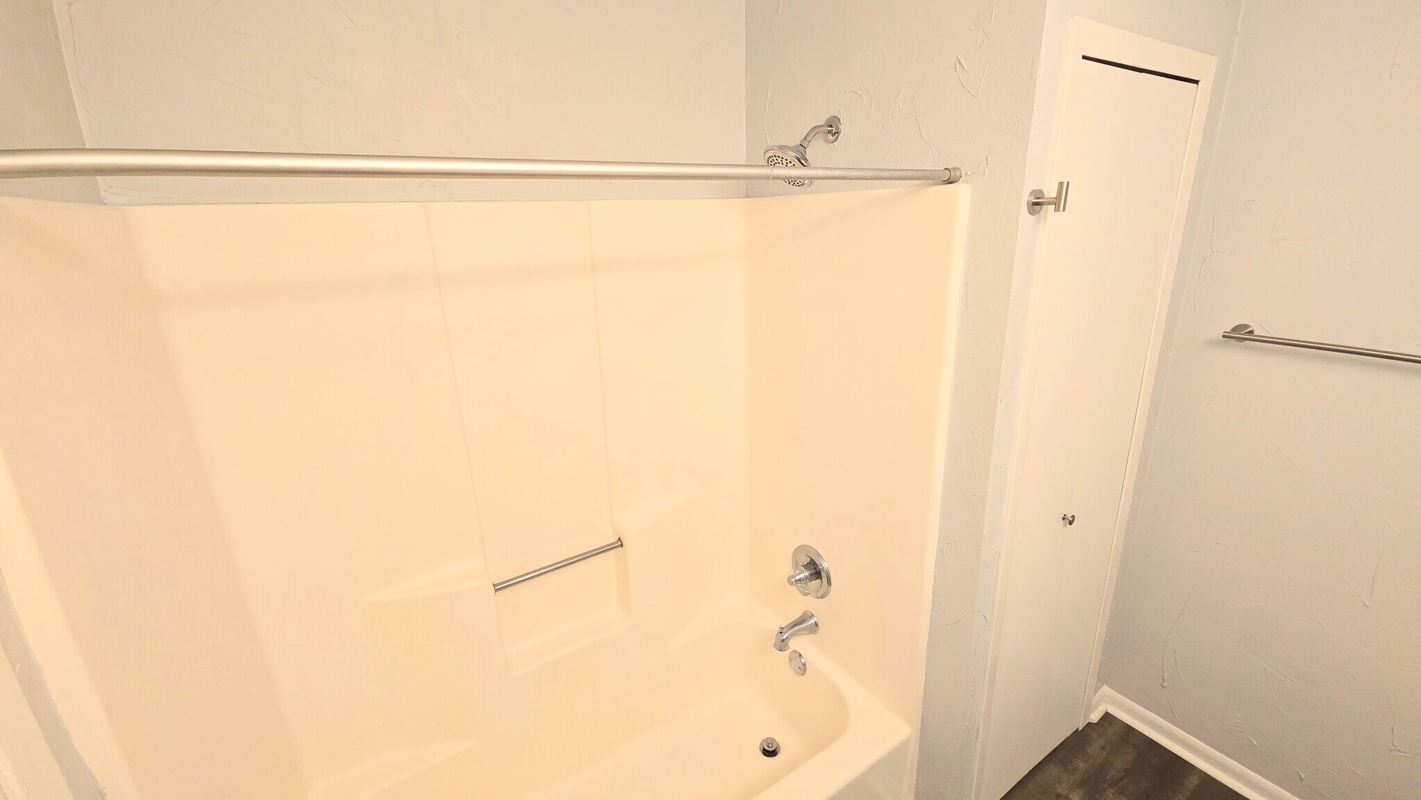 2nd floor main bathroom - 607 Center Ave