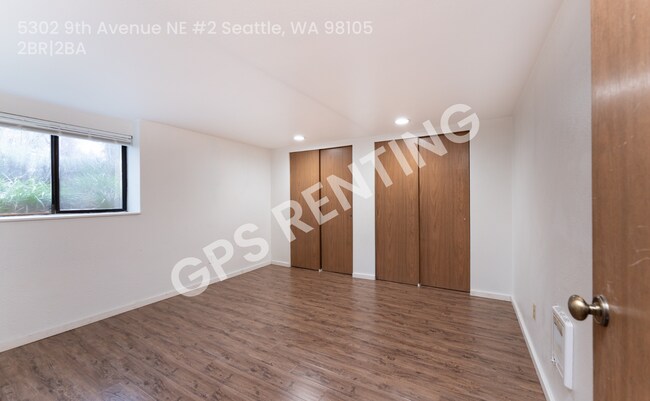 Building Photo - 5302 9th Ave NE