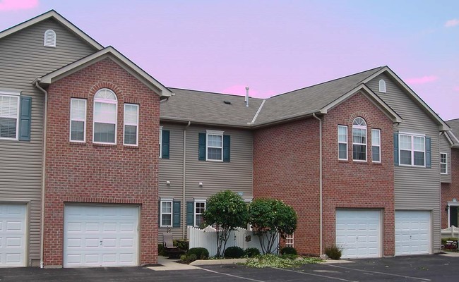 Primary Photo - Hidden Springs Condominiums