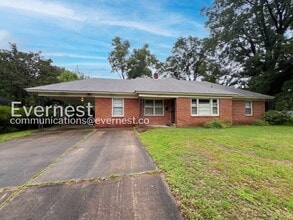 Building Photo - 4984 Welchshire Ave