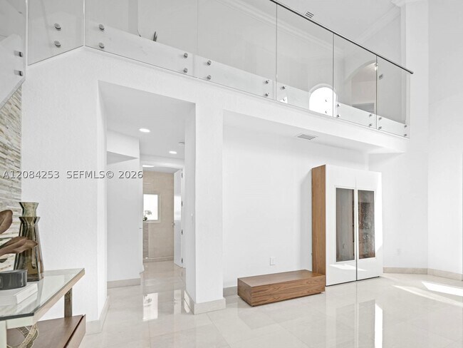 Building Photo - 10957 NW 73rd Terrace