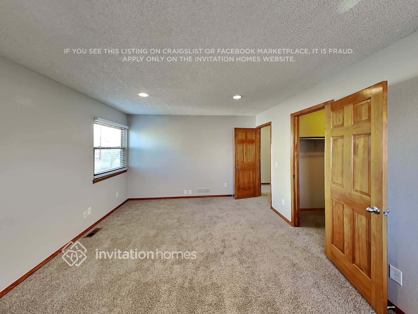 Building Photo - 11333 E Warren Ave