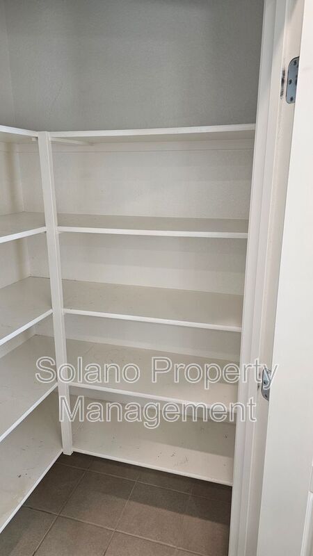 Building Photo - 1317 Essence Ln