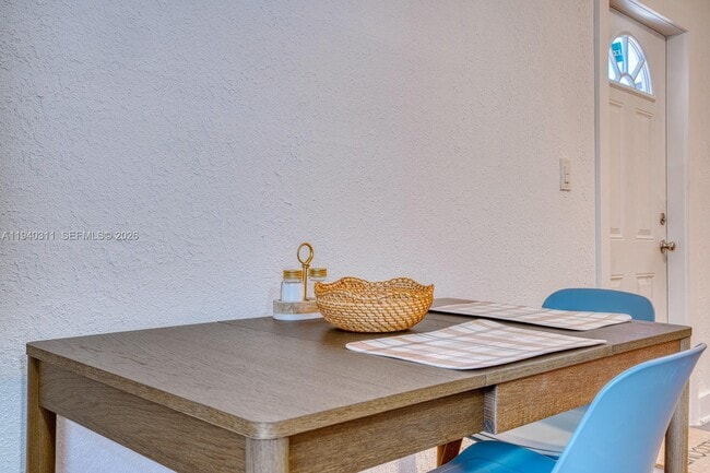 Building Photo - 2741 SW 67th Ave