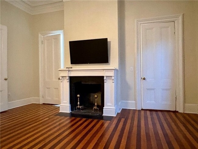 Building Photo - 20 Greenough Pl