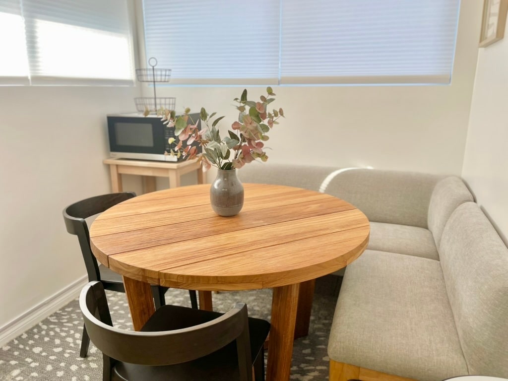 Updated: Dining Nook with Banquette & Chair seating - 4746 W 159th St
