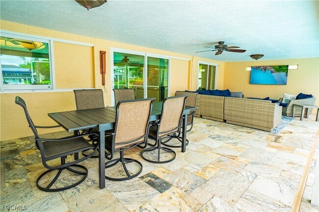 Building Photo - 3510 SE 19th Pl