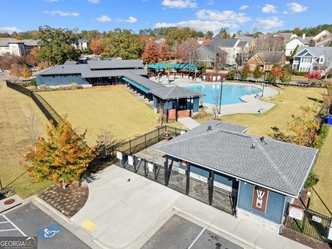 Building Photo - 1961 James Red Moore Blvd