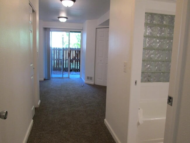 Building Photo - 2744 E Nichols Cir