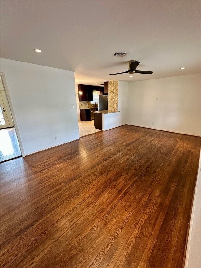 Building Photo - 4913 Nina Lee Ln