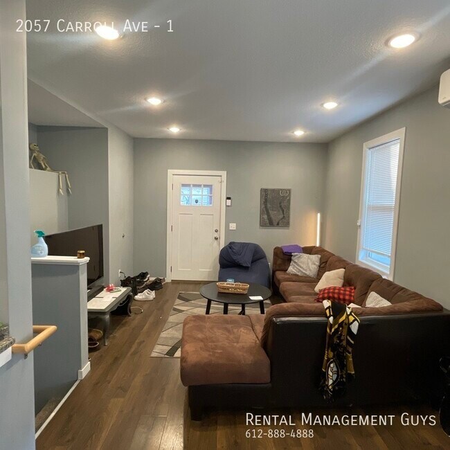 Primary Photo - 2057 Carroll Ave