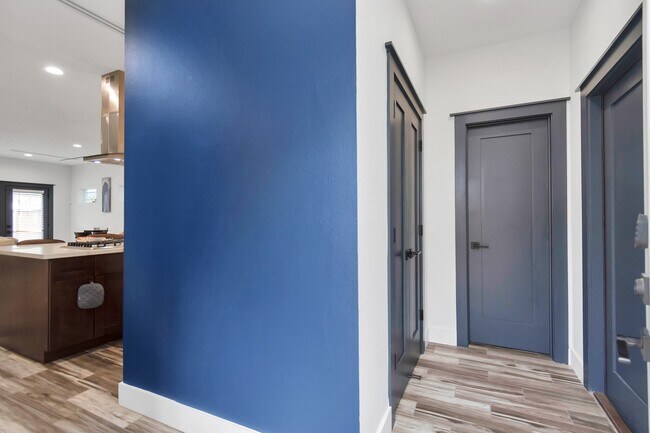 Building Photo - 4209 New Orleans St