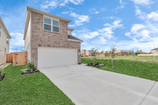 Building Photo - 1502 Revolution Way