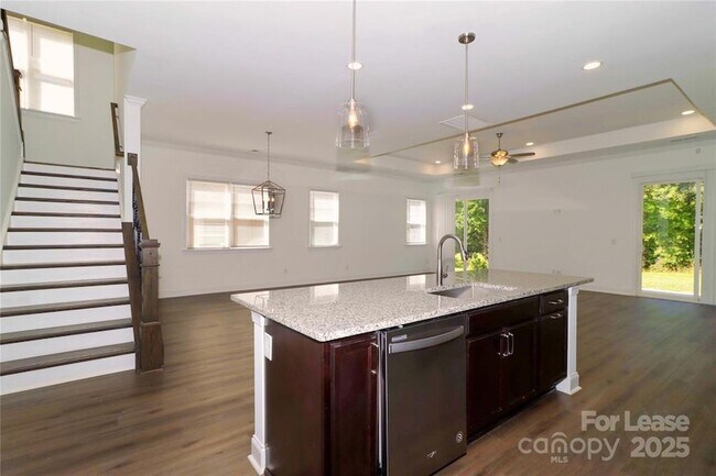 Building Photo - 4535 Stellata Loop