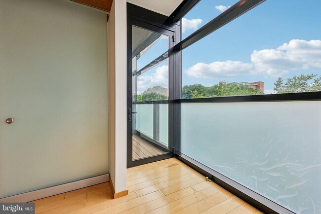 Building Photo - 2250 11th St NW