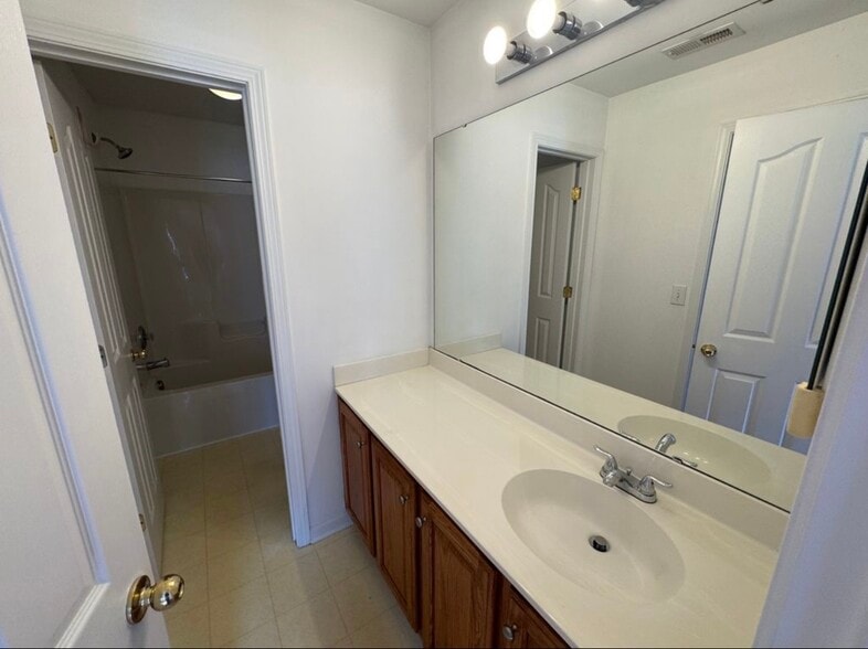 Bathroom 2nd Floor - 9920 Forest Run Ln