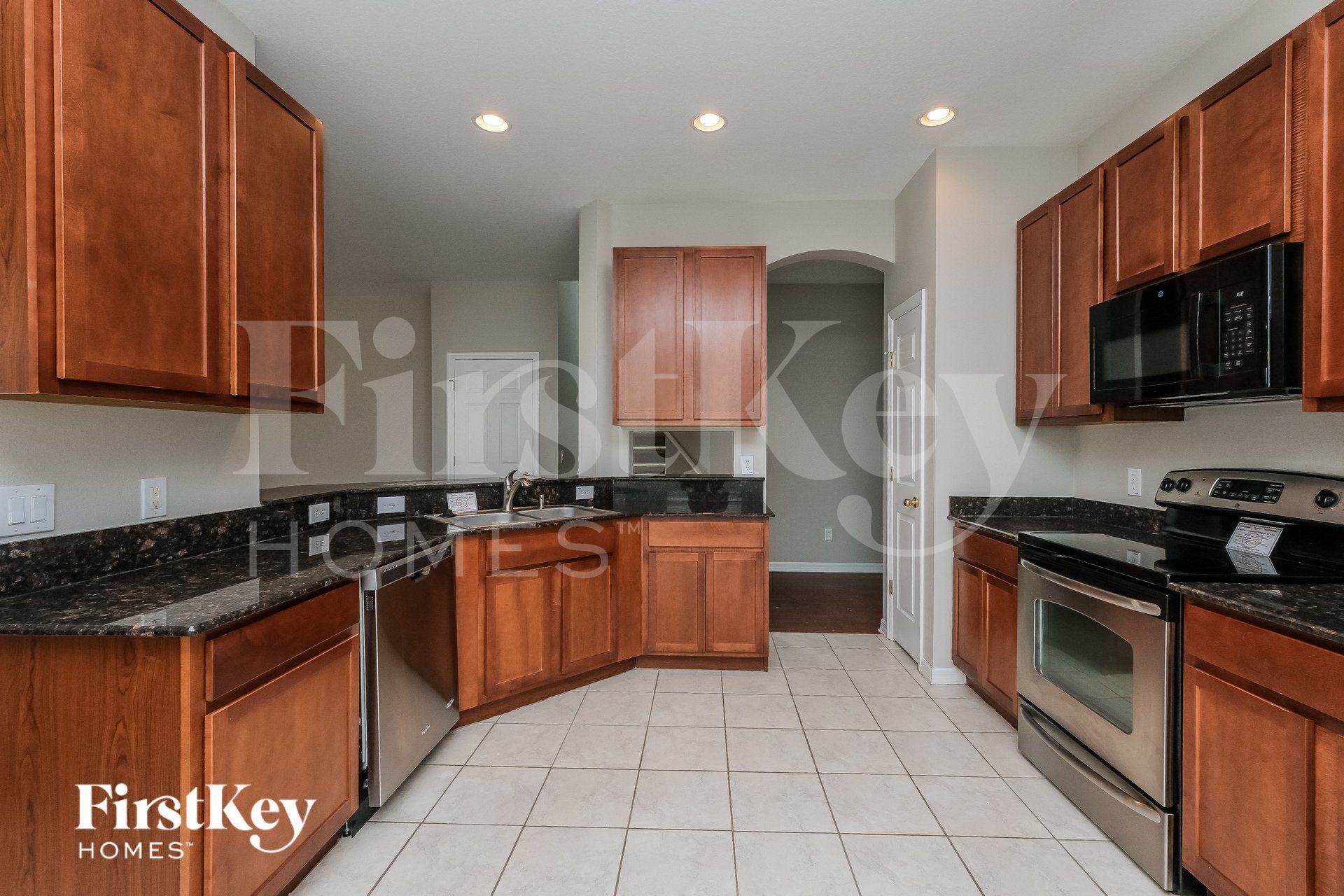 Building Photo - 527 Dunaway Dr