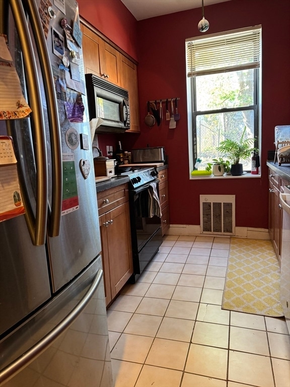 Building Photo - 20 Linwood St