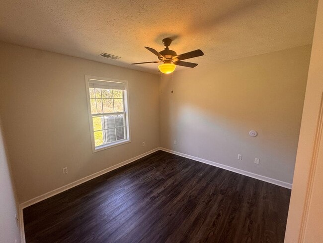 Building Photo - Williams Rd. Apartments