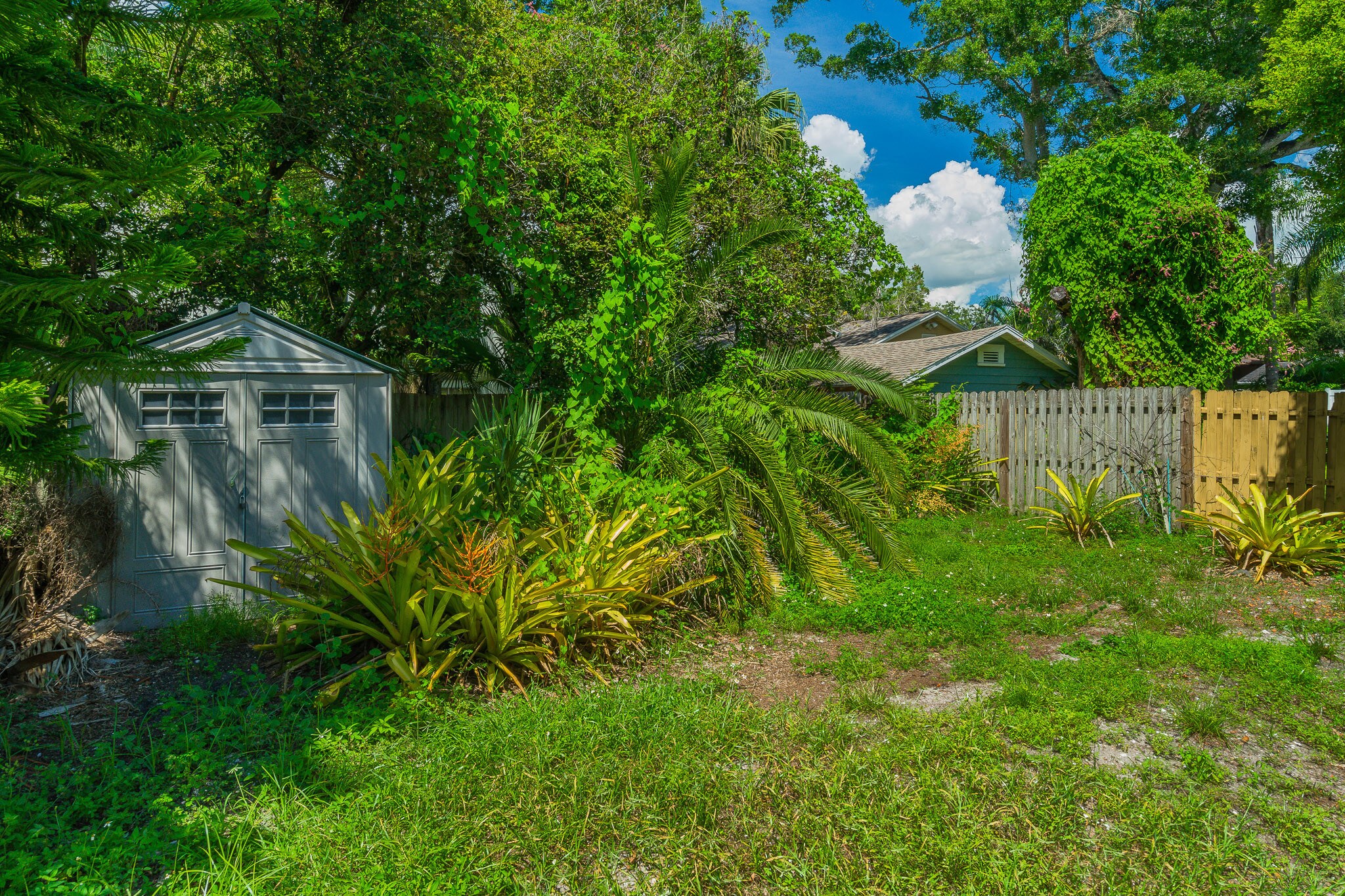 Building Photo - 3315 W Empedrado St