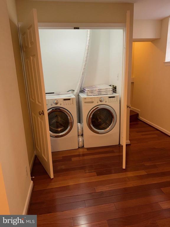 Building Photo - 3930 Langley Ct NW