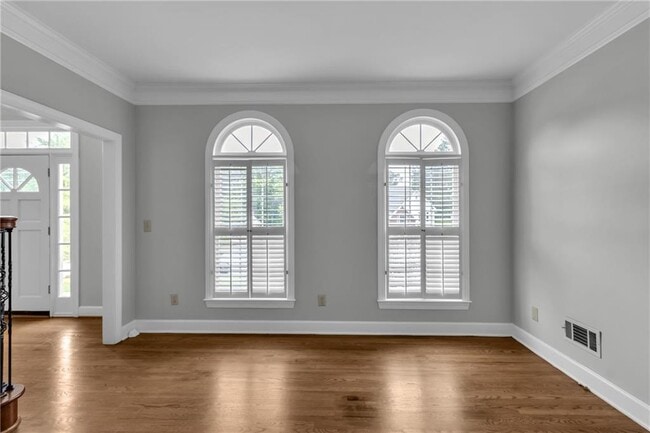 Building Photo - 1085 Castle Pointe Ln