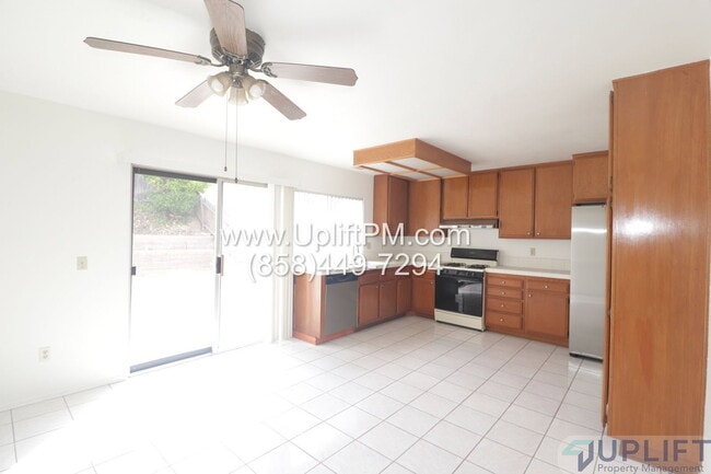 Building Photo - 10363 Penrod Ln