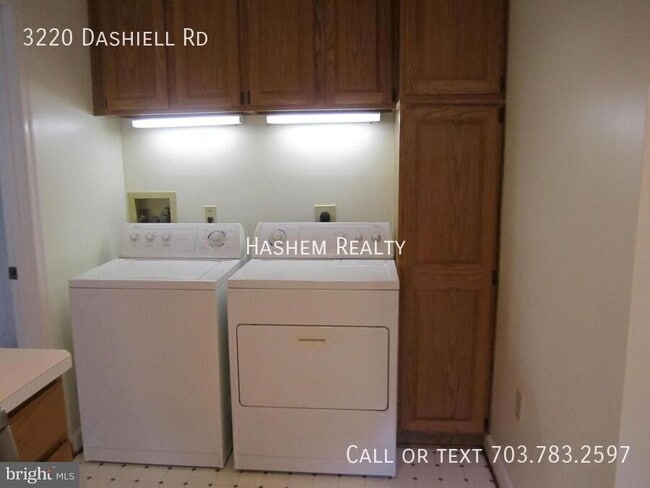 Building Photo - 3220 Dashiell Rd