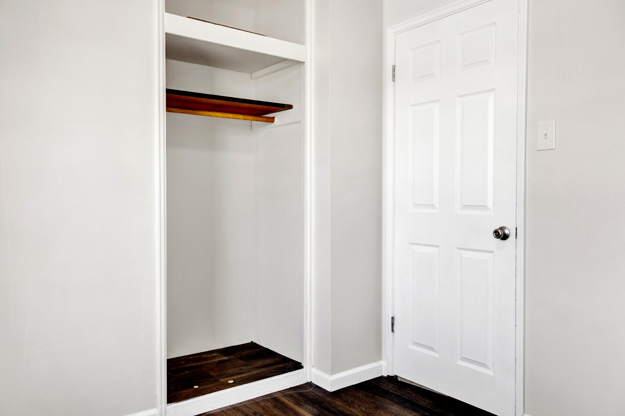 Building Photo - 4440 Turquoise Dr