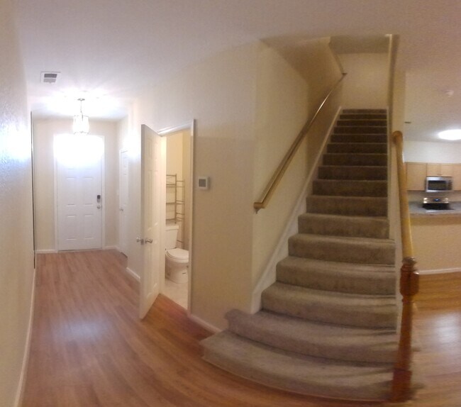 Building Photo - 103 Pinter Ct