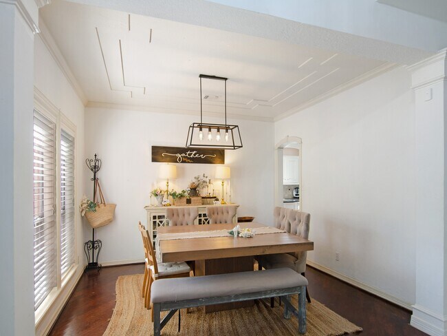 Building Photo - 25 Cokeberry St