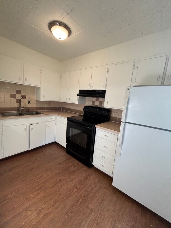 Building Photo - 1 Kenalcon Dr