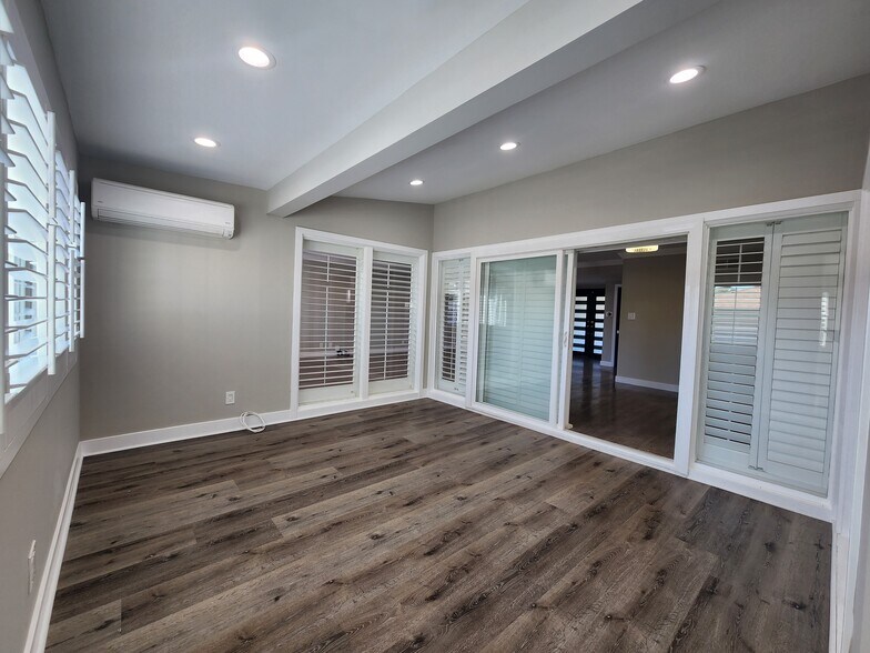 Building Photo - 17200 Willard St