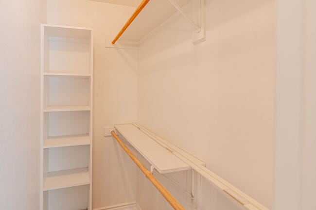 Building Photo - Available for January Move in! 3 Bedroom 3 Bathroom Duplex with Fenced Yard!