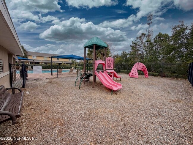 Building Photo - 8880 Grassy Bluff Dr