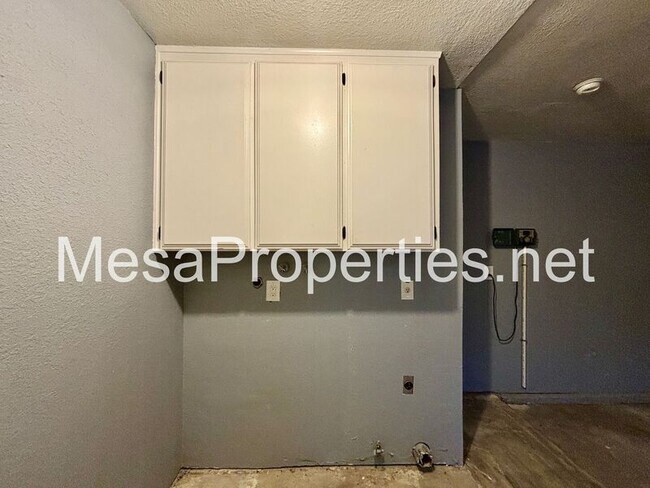Building Photo - 15137 Haddington Way
