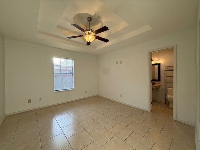 Building Photo - 1238 Shiloh Dr