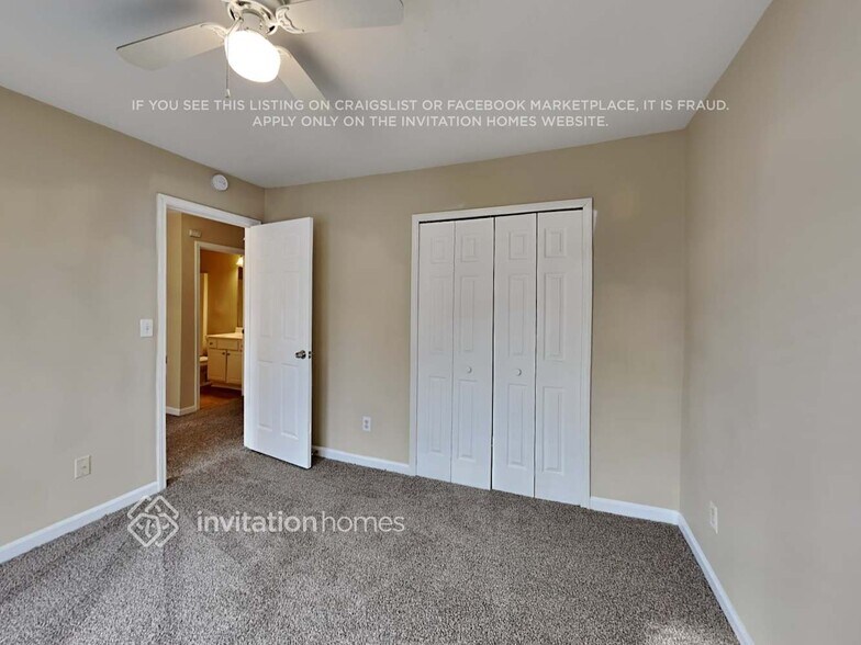 Building Photo - 6884 Breeze Dr