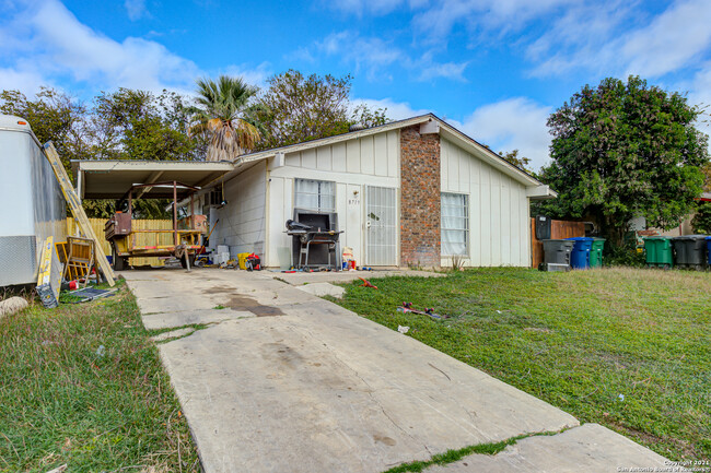 Building Photo - 8719 Easy Valley St