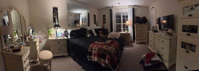 Building Photo - 23 Garden Way