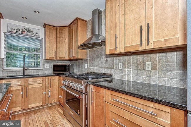 Building Photo - 9400 Van Arsdale Dr
