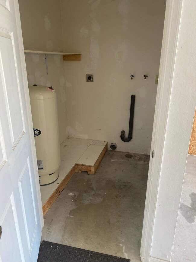 Building Photo - 3515 E Theresa Ln