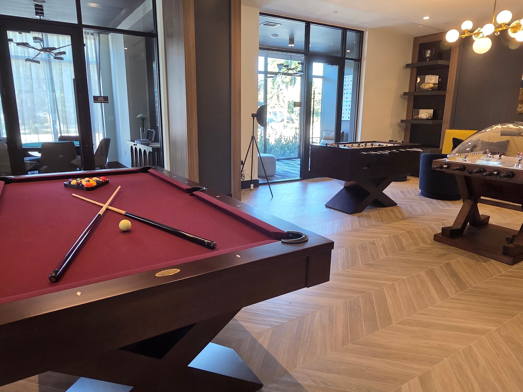 Building Photo - 1550 NE 124th St