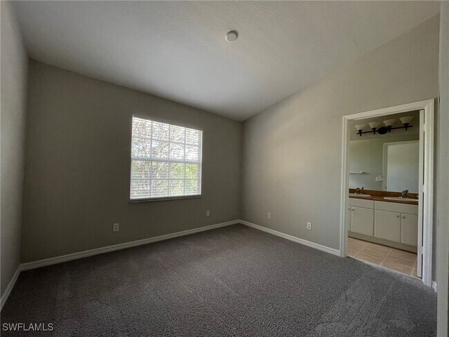 Building Photo - 8711 Athena Ct