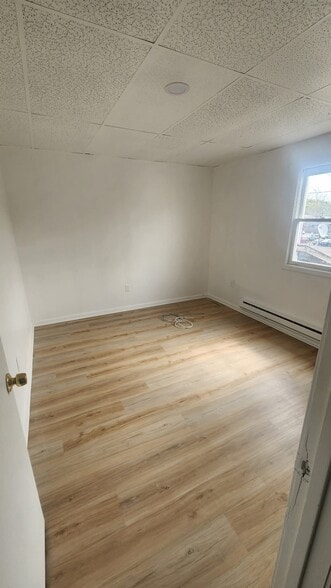 Building Photo - 38 W Main St