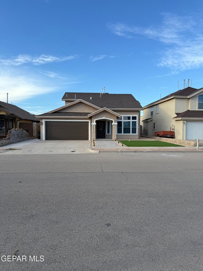 Building Photo - 12253 Holy Springs Ct