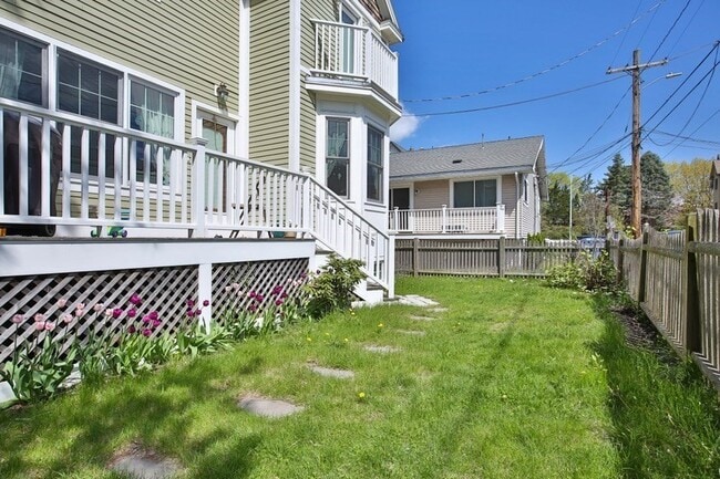 Building Photo - 122 Clifton St