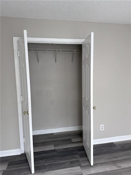 Building Photo - 714 Fernstone Trail