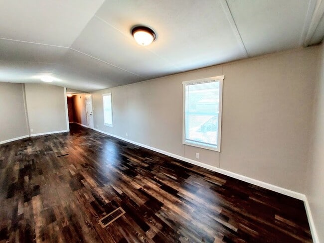 Building Photo - 3 BR Mobile Home for Rent Close to Wren Sc...