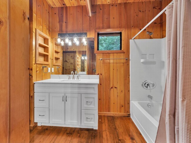 Building Photo - 3 bedrooms 2 bathroom with a large Loft for generational living + storage shed